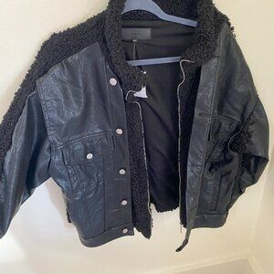 BlankNYC Mixed Faux Leather and Fleece Jacket Size Small (Oversized)